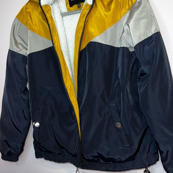 Fashion Nova “Let’s Keep it Cool” - Navy/Combo Womens Windbreaker Puffer Jacket - Picture 4 of 6